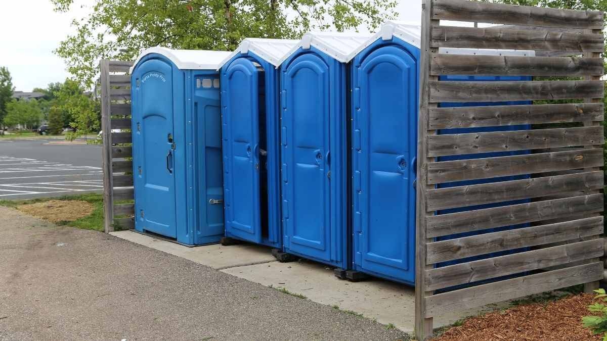 Porta Potty Rental Pros - Trusted Porta Potty Services in Windsor Locks, CT, 6096